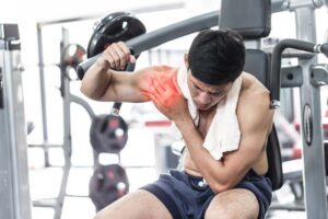 Shoulder-Pain-from-Contact-Sports