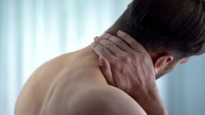 Pinched-Nerve-in-the-Upper-Back-Causes-and-Treatments