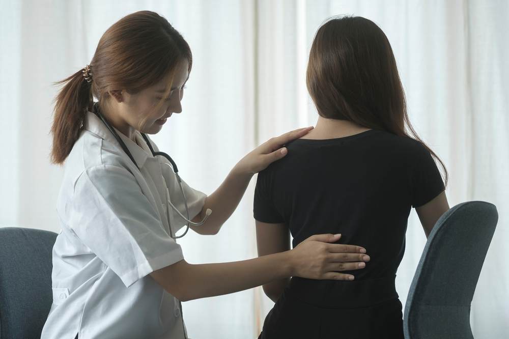 What Is a Spine Specialist